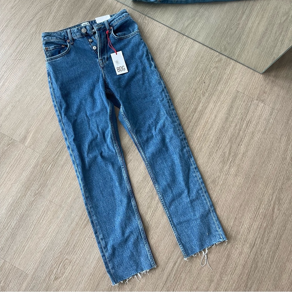 *New with tags* Urban Outfitters BDG Straight Jeans size W27 L32